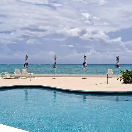 Newly Remodeled Luxury Beachfront 2-Bedroom Condo Freeport Exterior photo