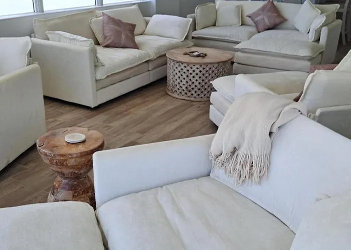 Newly Remodeled Luxury Beachfront 2-Bedroom Condo