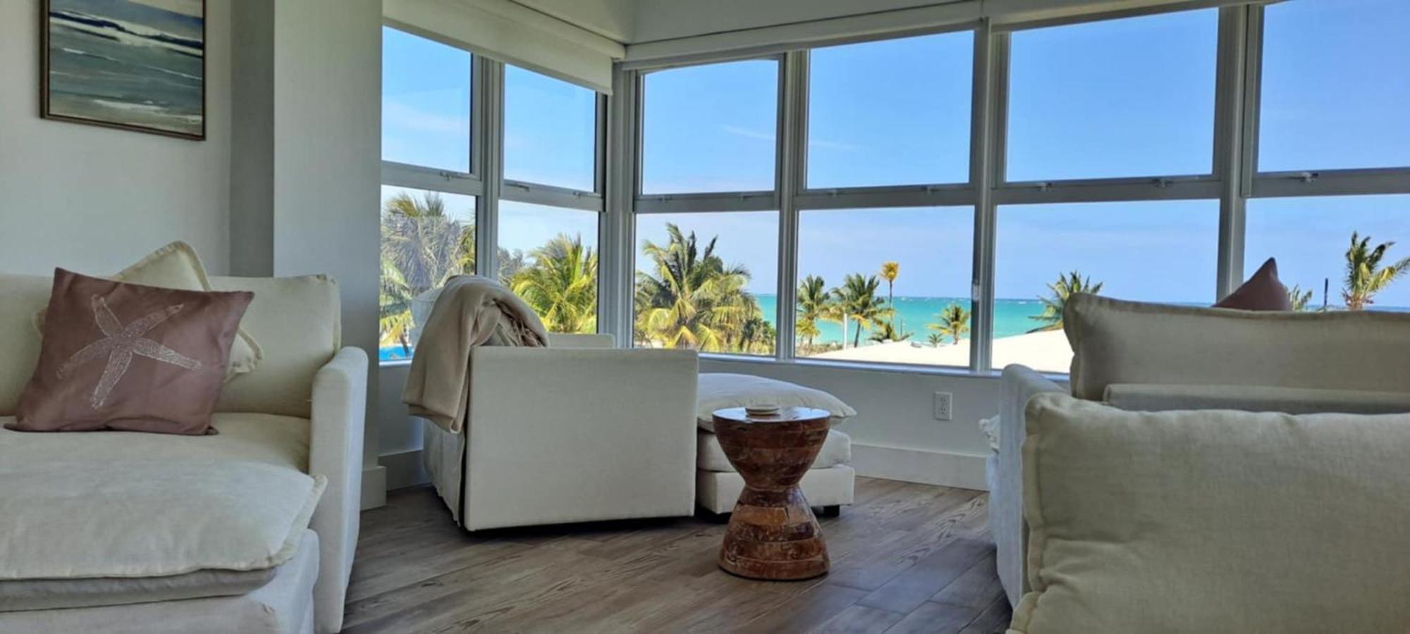 Appartement Newly Remodeled Luxury Beachfront 2-bedroom